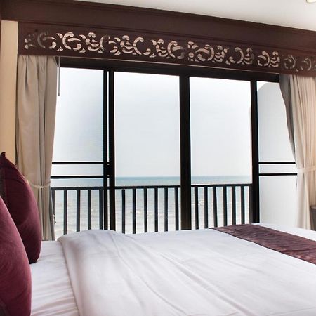 Sea Memories White Sand Beach Hotel Хуа Хин Екстериор снимка